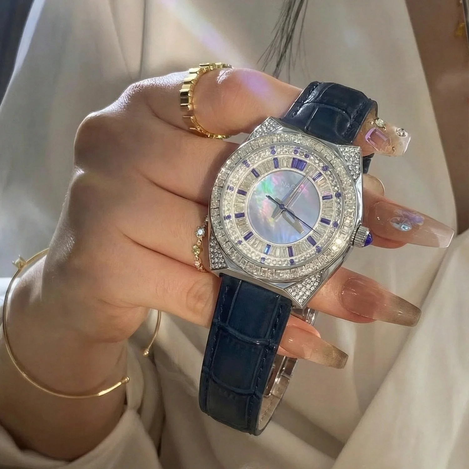 2025latest full diamond ladies watch light luxury niche high-end large dial high-end female fashion watch