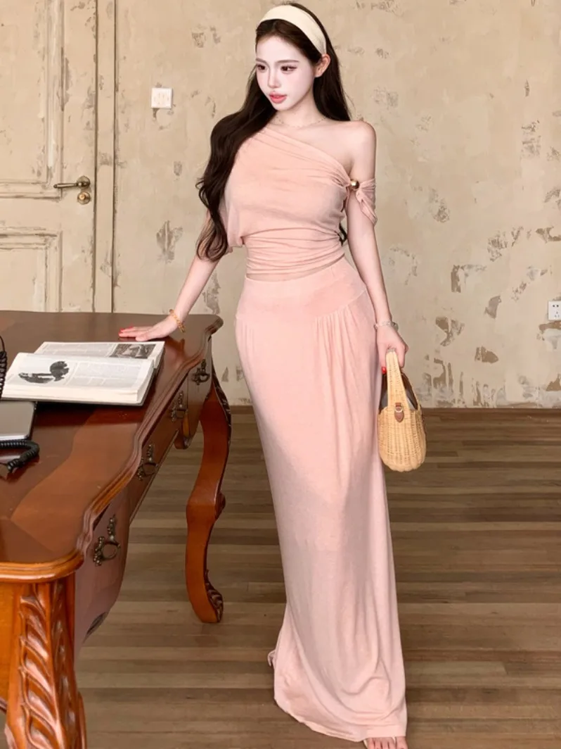 

Elegant Slim Fit Two Piece Set Women Summer 2026 New Style Sexy Long Dress Fashionable Shoulder Baring Ensemble for Adults