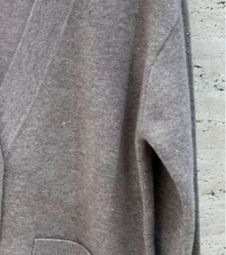 

Women's grey knitted two-piece suit with V-neck long-sleeved cardigan or stylish and comfortable cotton trousers