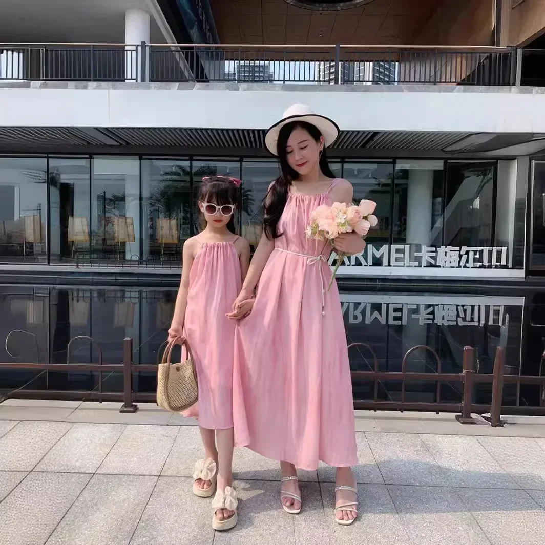 Vacation Look Mom and Daughter Matching Dress Sleeveless Pink Dress Mother and Baby Girls Elegant Dresses Holiday Women Clothing