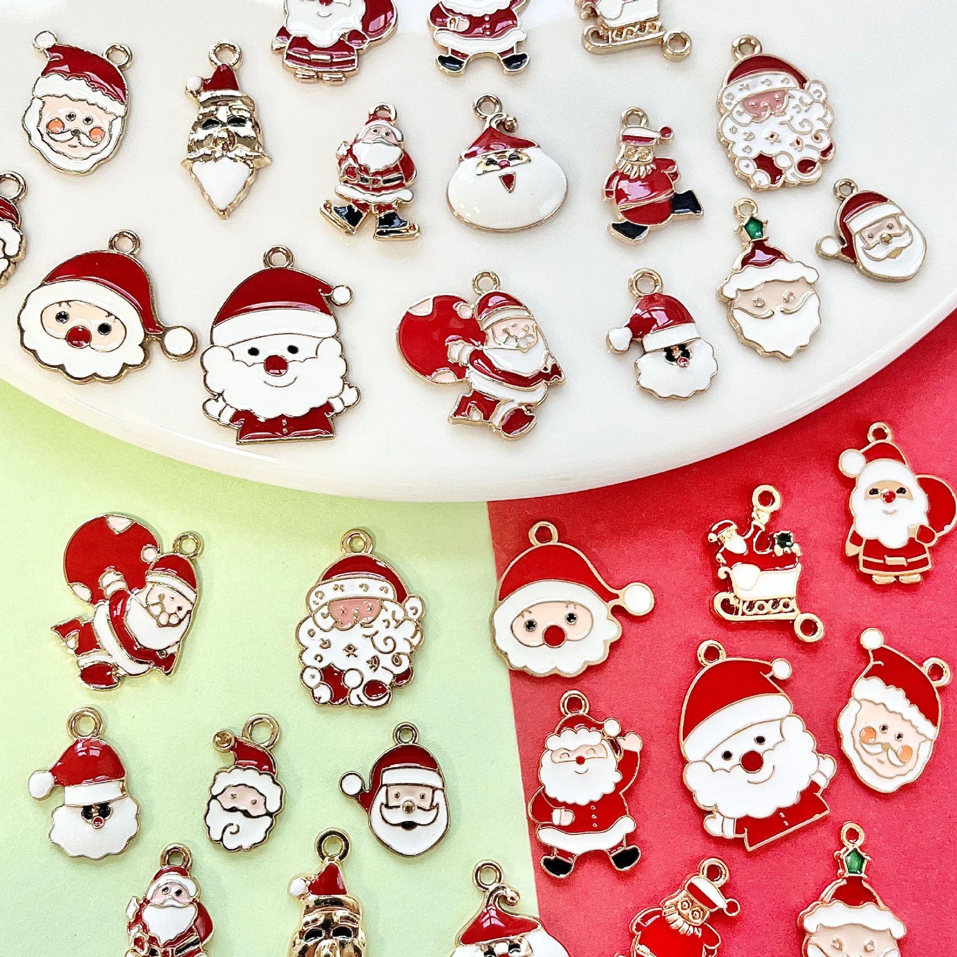 혼합 10개 크리스마스 합금 에나멜 참 - 크리스마스 산타클로스 시리즈 펜던트 DIY 팔찌 키체인 공예용 (아연 합금)