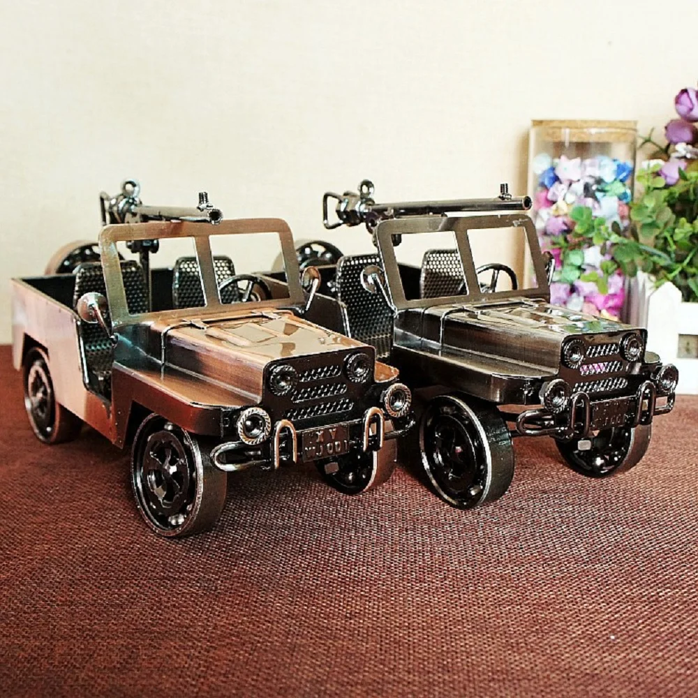 Wrought Iron Classic Car Model Decor Bedroom Desktop Ornaments Electroplating Rust-free Variety of Jeep Sculptures