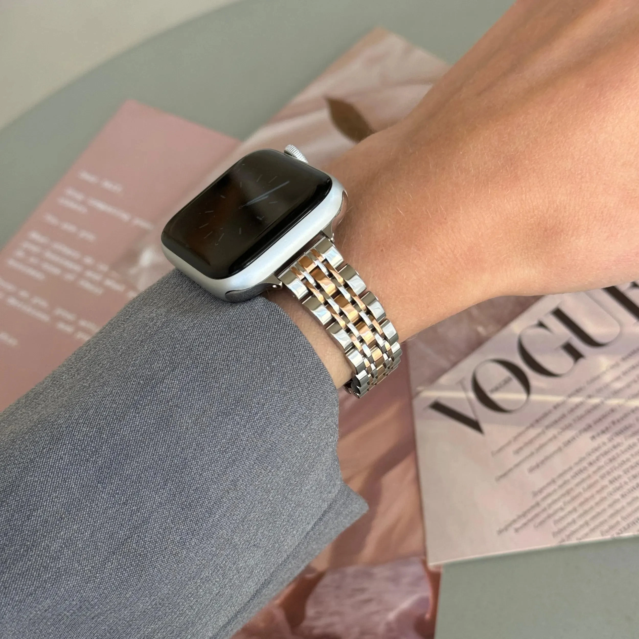 Slanke roestvrijstalen metalen dameshorlogeband voor Apple Watch 38/40/41 mm 42/44/45/46/49 mm Geschikt voor iWatch-serie SE987654321
