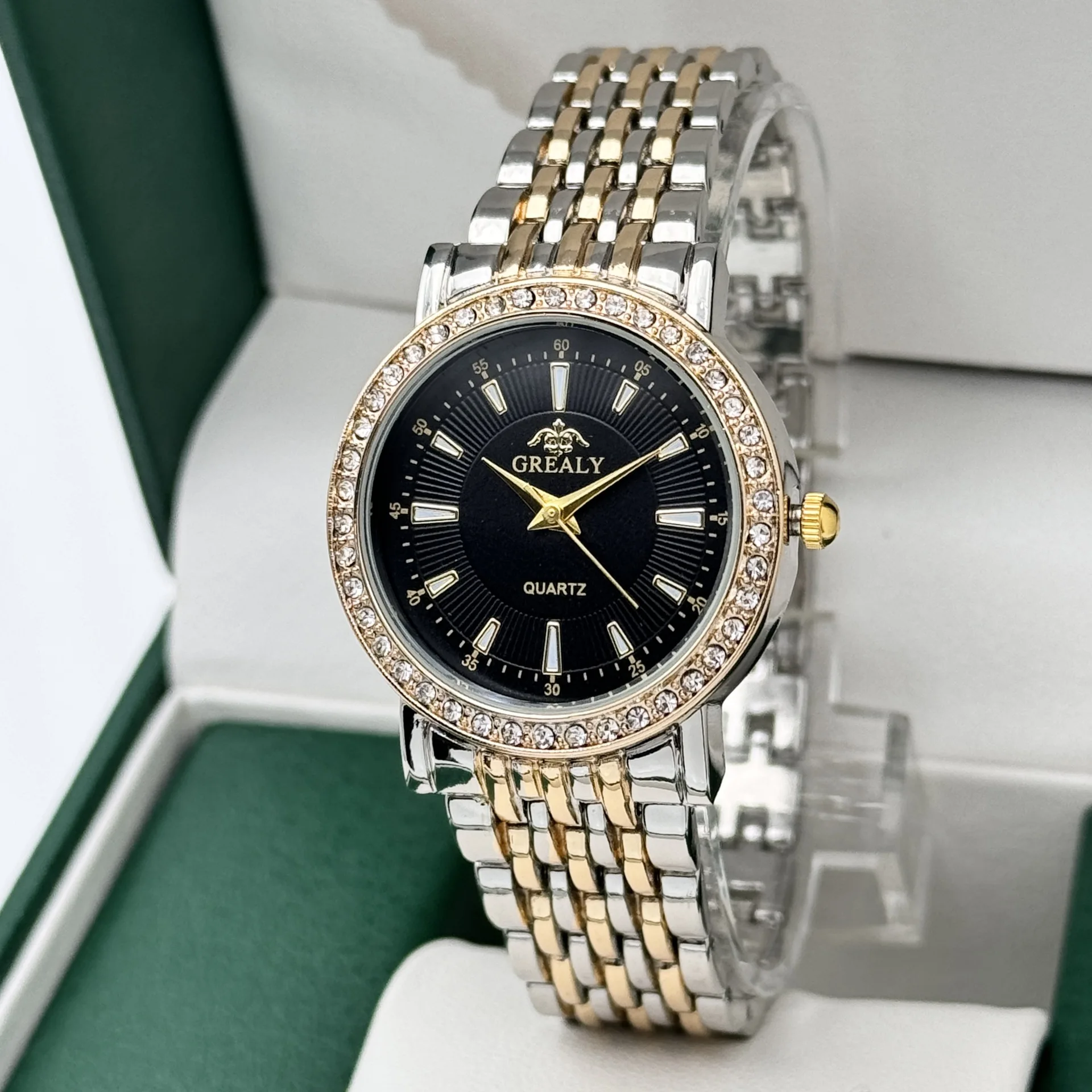 Women's Fashion Quartz Watch Night Light Watch New Women's Watch