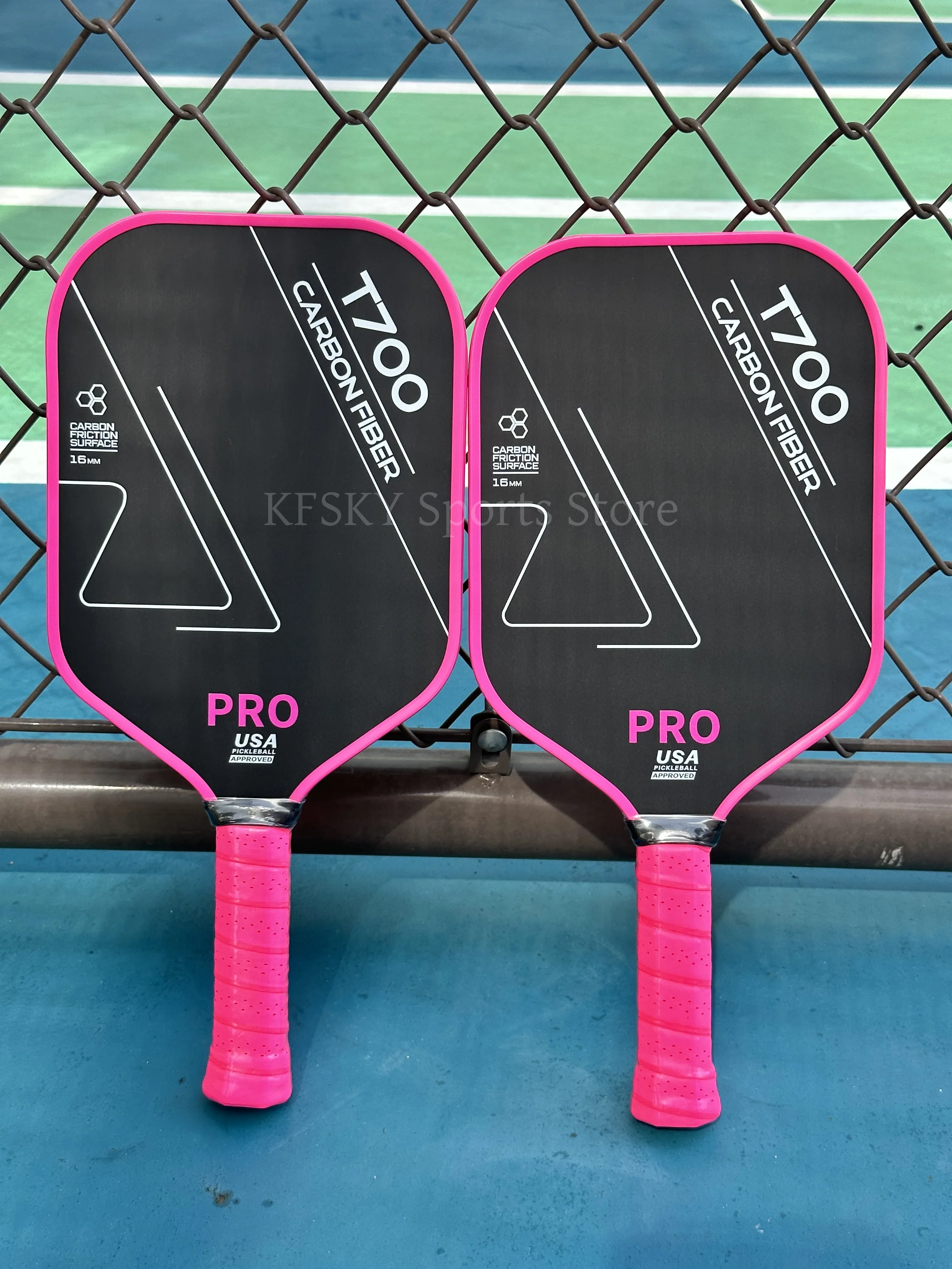 

Одобрено USAPA Pickleball Paddle: холодный вырез, изготовленный на заказ сотовый сердечник 16 мм, лицевая сторона из углеродного волокна T700 — точное управление и мощность
