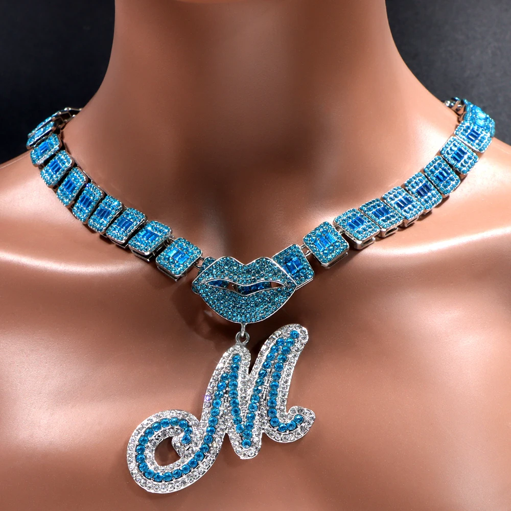 

Iced Out Blue Cursive Initial Crystal Letter Necklace For Women High Quality Square Cuban Chain Baguette Rapper Necklace Jewelry