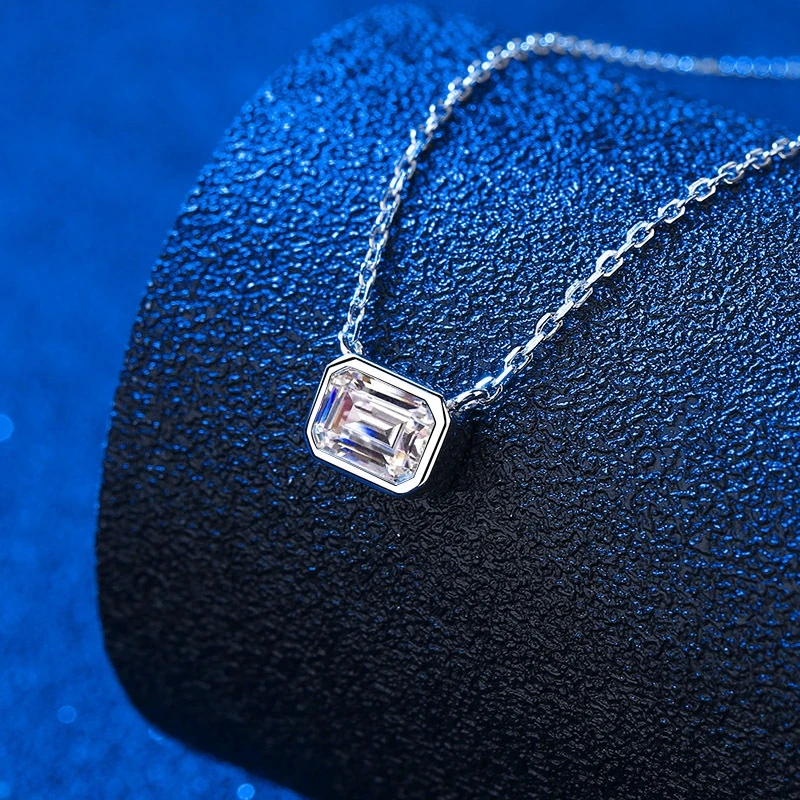 SEMNI 1.0CT 5*7mm Moissainte Pendant Necklace Emerald Cut 925 Sterling Silver Plated White Gold Fine Jewelry Female Best Gifts