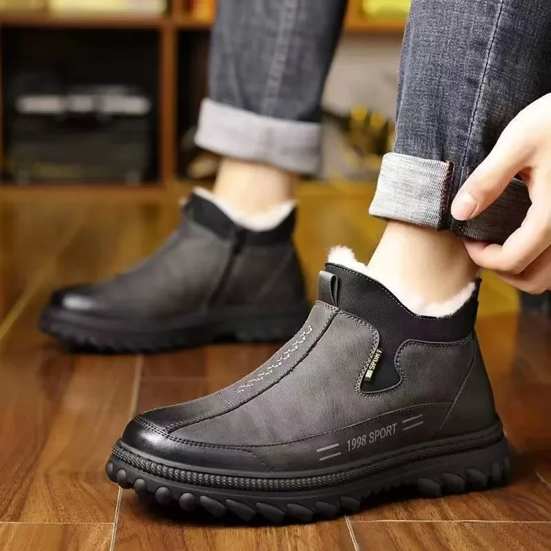 2026 Winter New Men's Casual Shoes Warm Cotton Shoes Outdoor Non Slip Warm Short Boots Cotton Leather Shoes Casual Shoes