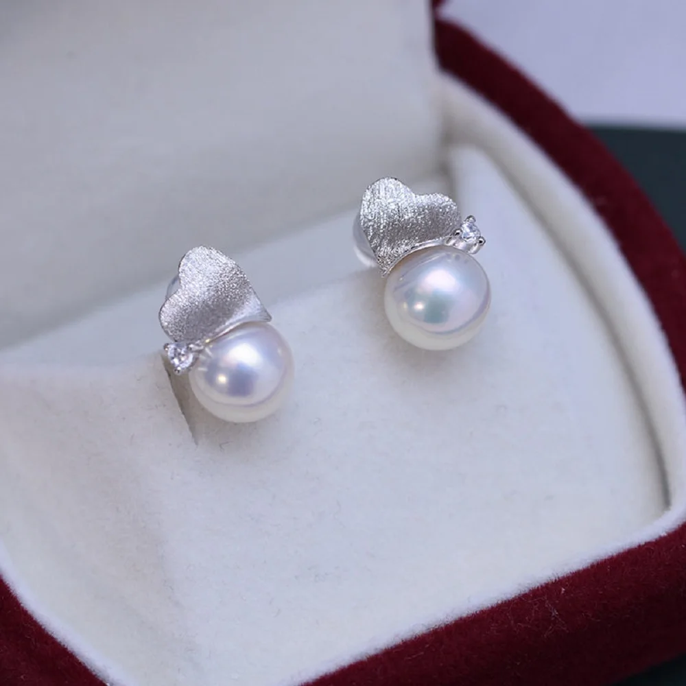 High-quality Natural Pearl Earrings S925 Silver Heart-Designed AAAA Grade 8-9mm Pearl Studs