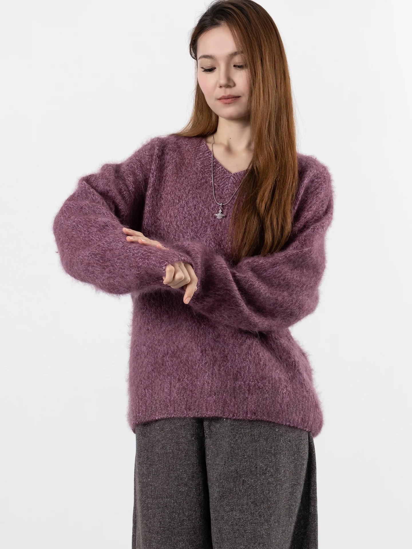 

DianThia00% Wool V-Ne Knitted Long Fluffy Sweater Women's Soft Cozy Winter Top Loose Fit Warm Long Sve Crew Ne