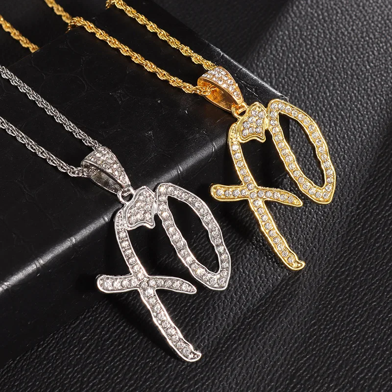 

Unise High Hip Hop XO Letter Pendant Necklace for Women Men Fashion Cubic Zirconia Exaggerate Creative Gift Jewelry