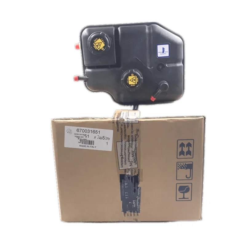 

Блок расширительного бачка для Maserati Ghibli, Levante, Quattroporte OEM 670031651