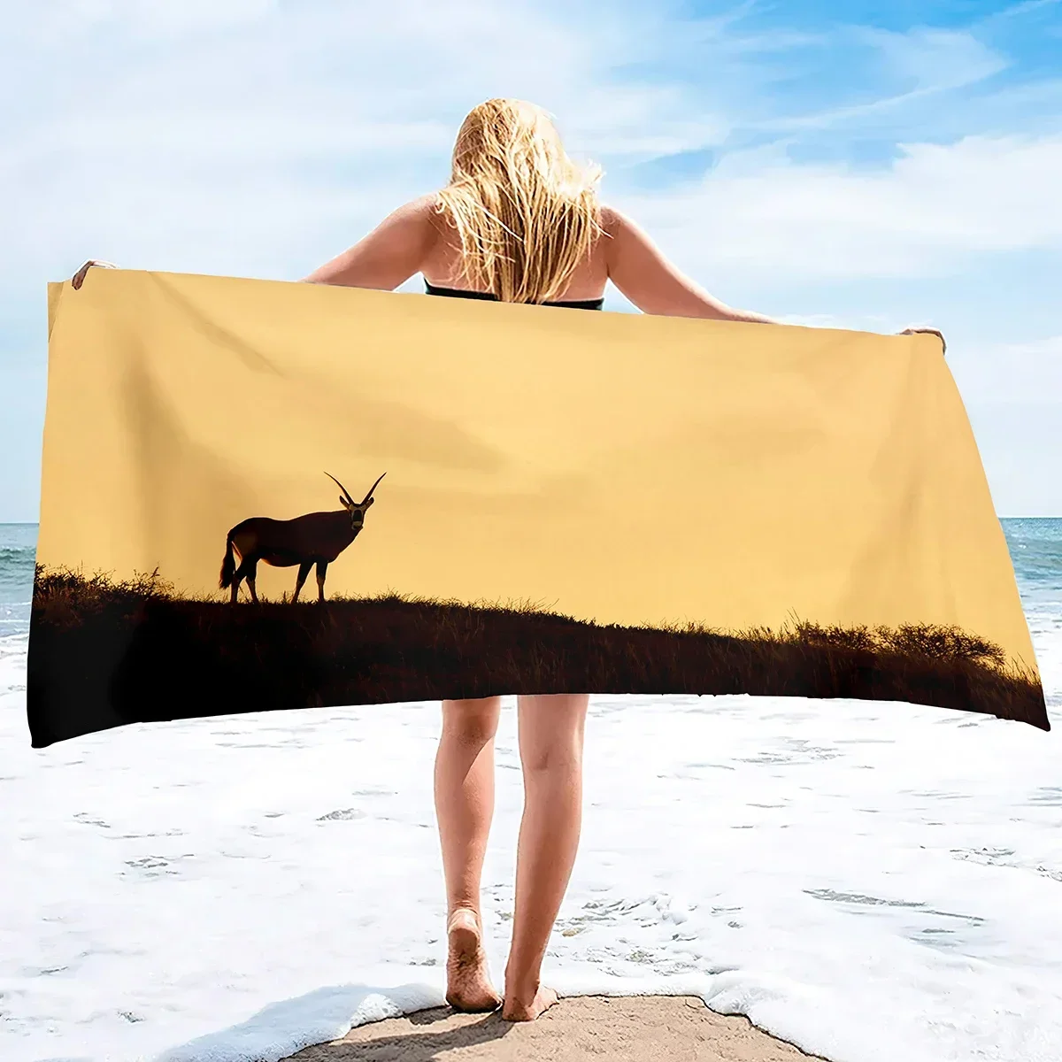 Beach Towel Antelope Print Microfiber Quick Dry Travel Towels Lightweight Compact Beach Accessories for Swimming,Camping,Holiday