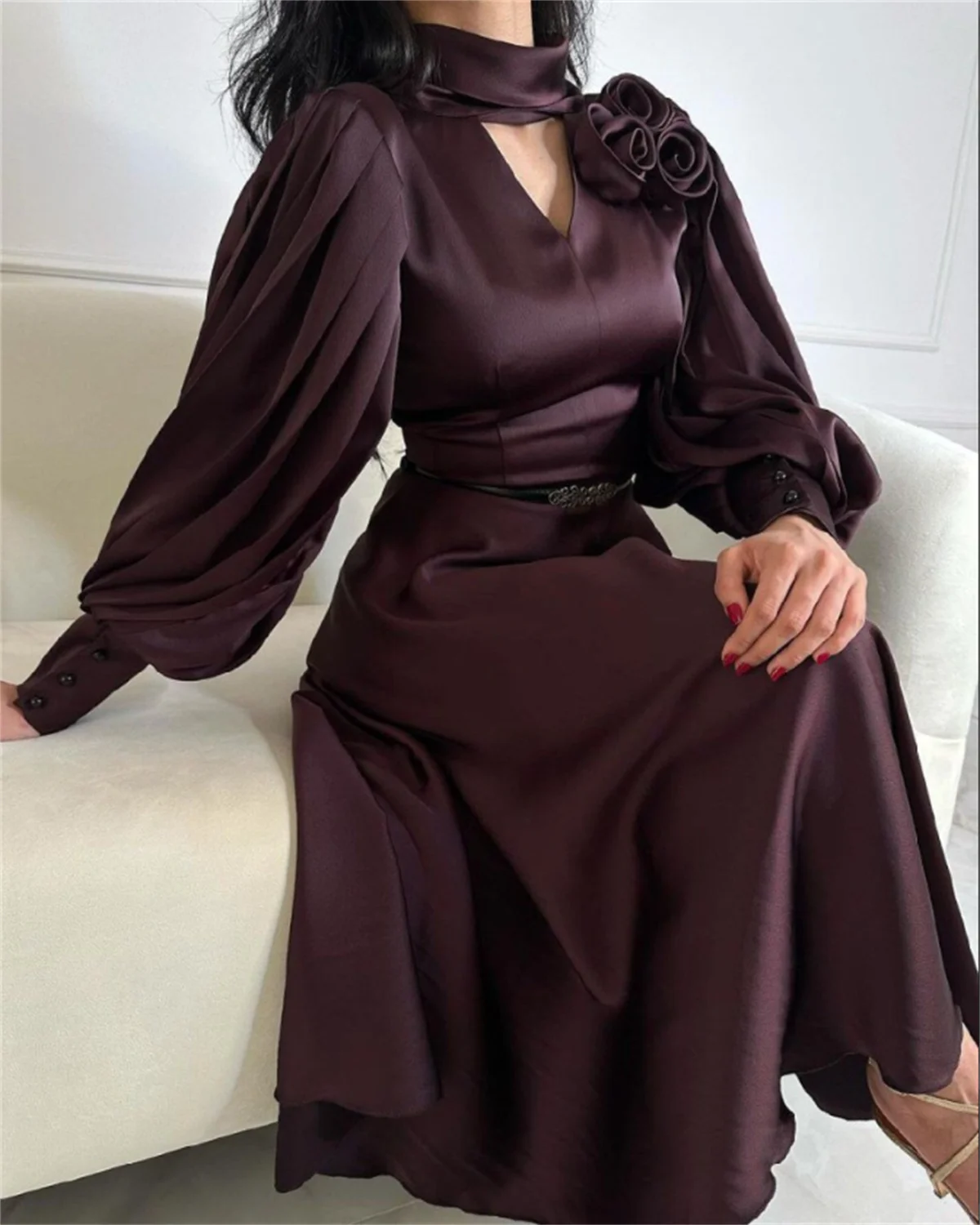 

A-Line Satin Bridal Mother Dress Elegant V-Neckline Length Stretch Waistband Long Sleeves with Three-Dimensional Pleated Flower