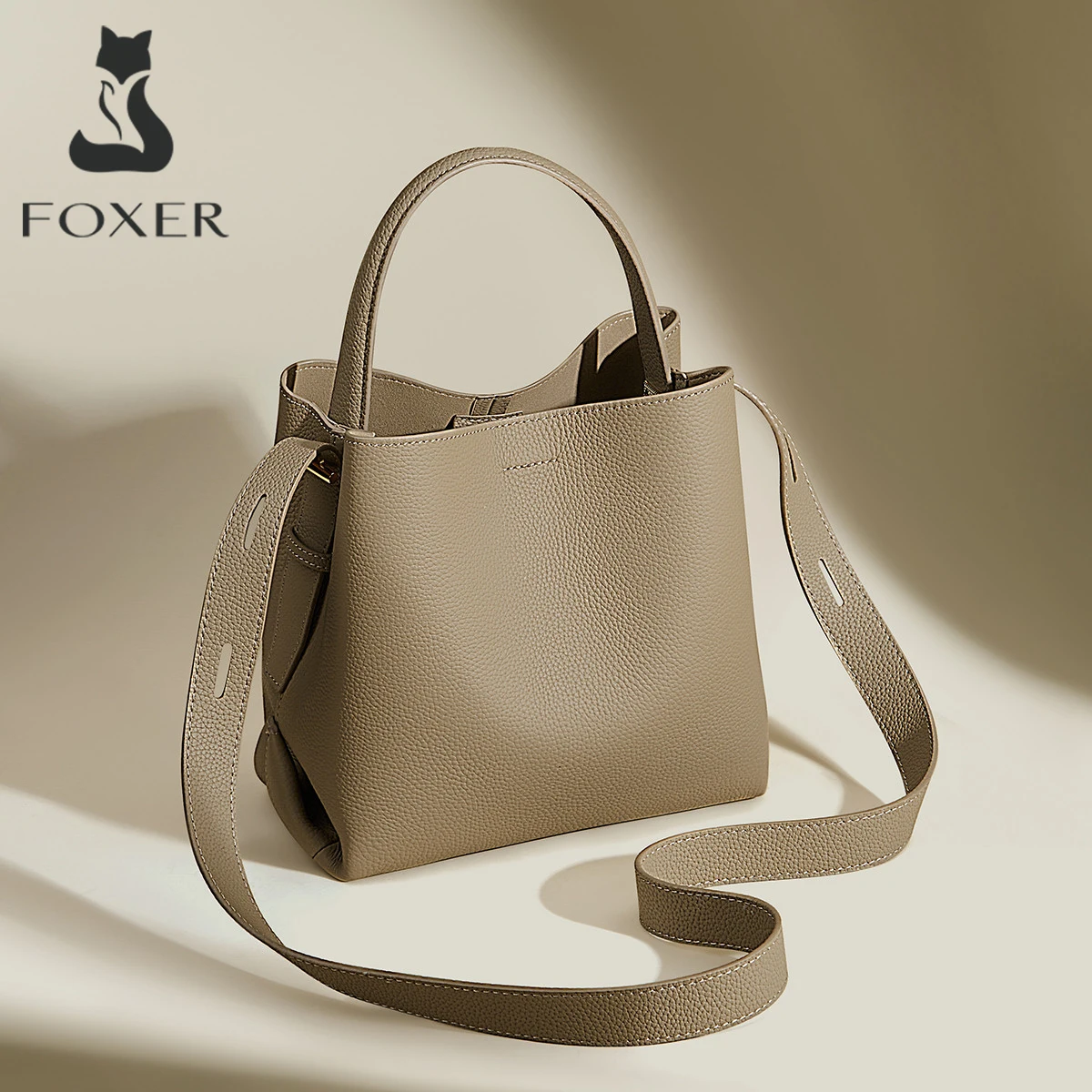 

FOXER Simple Genuine Leather Handbag Women's Shoulder Bag Tote Bucket Bag Large Capacity Female Cross body Bag Pusre Casual