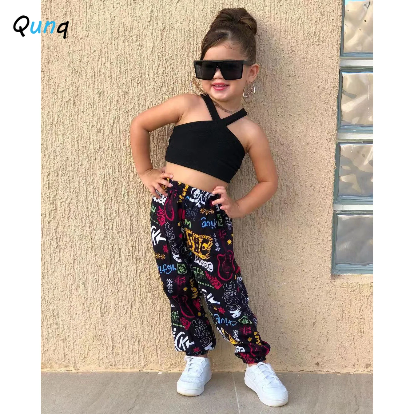 

Qunq 2024 Spring Girls' Clothing Hanging Neck Solid Black Tank Top Printed Long Pants Straight Tube Trouser Two Piece Set kids