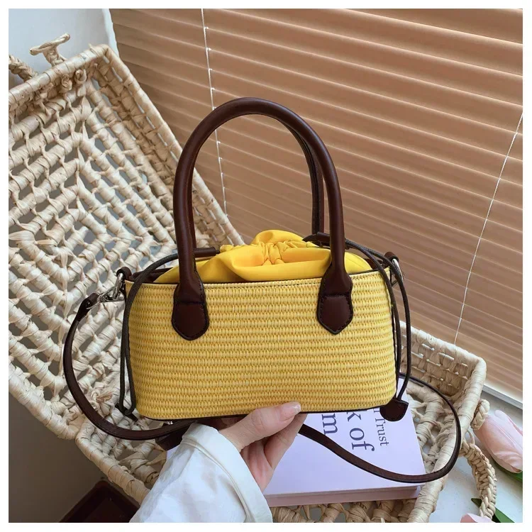

2025 Trendy Minimalist Straw Bag - Ideal for Beach Vacation and Urban Commute, Versatile
