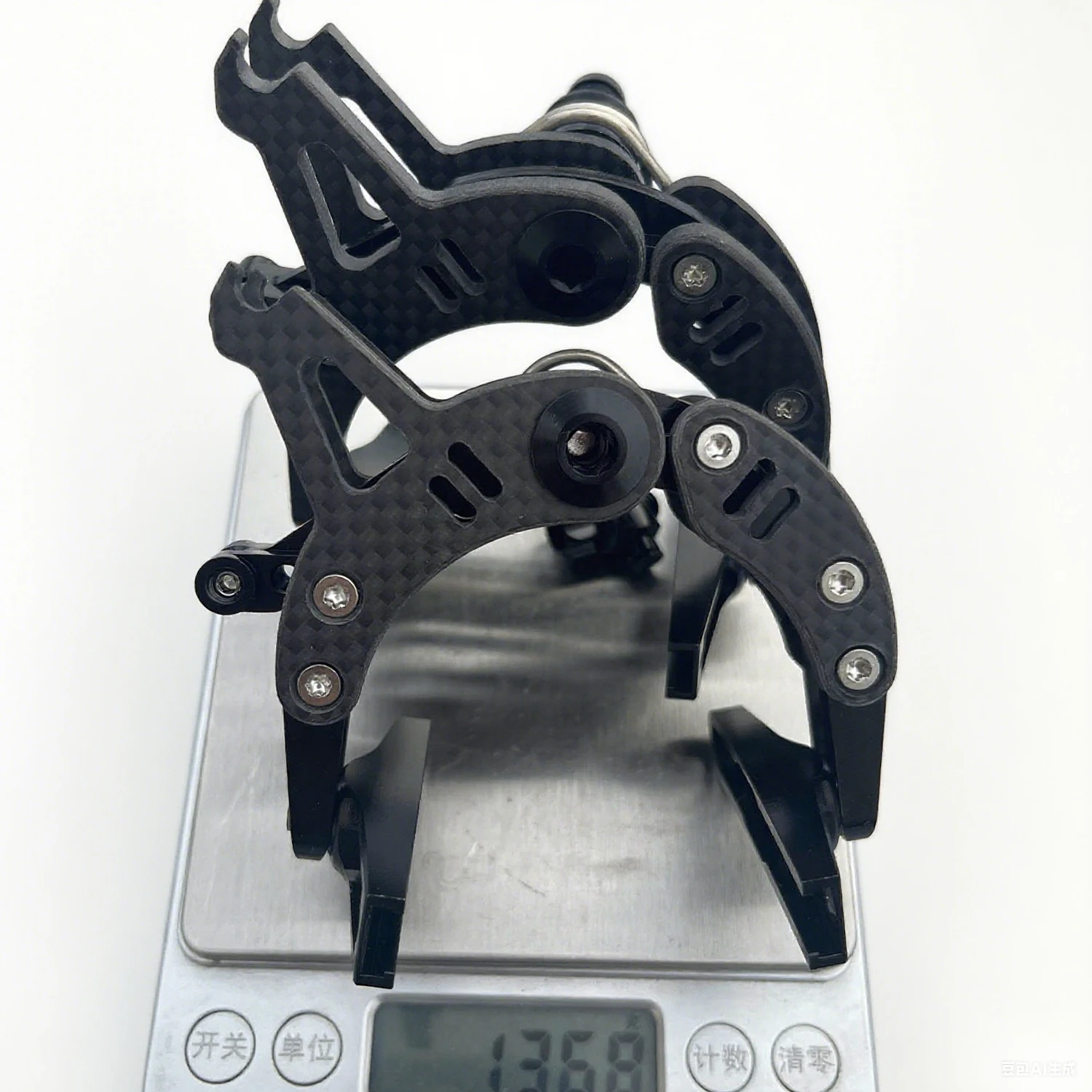 

Ultra light road bicycle brake clip, carbon fiber arm, titanium alloy bolt, bicycle accessories, each set weighing 136 grams