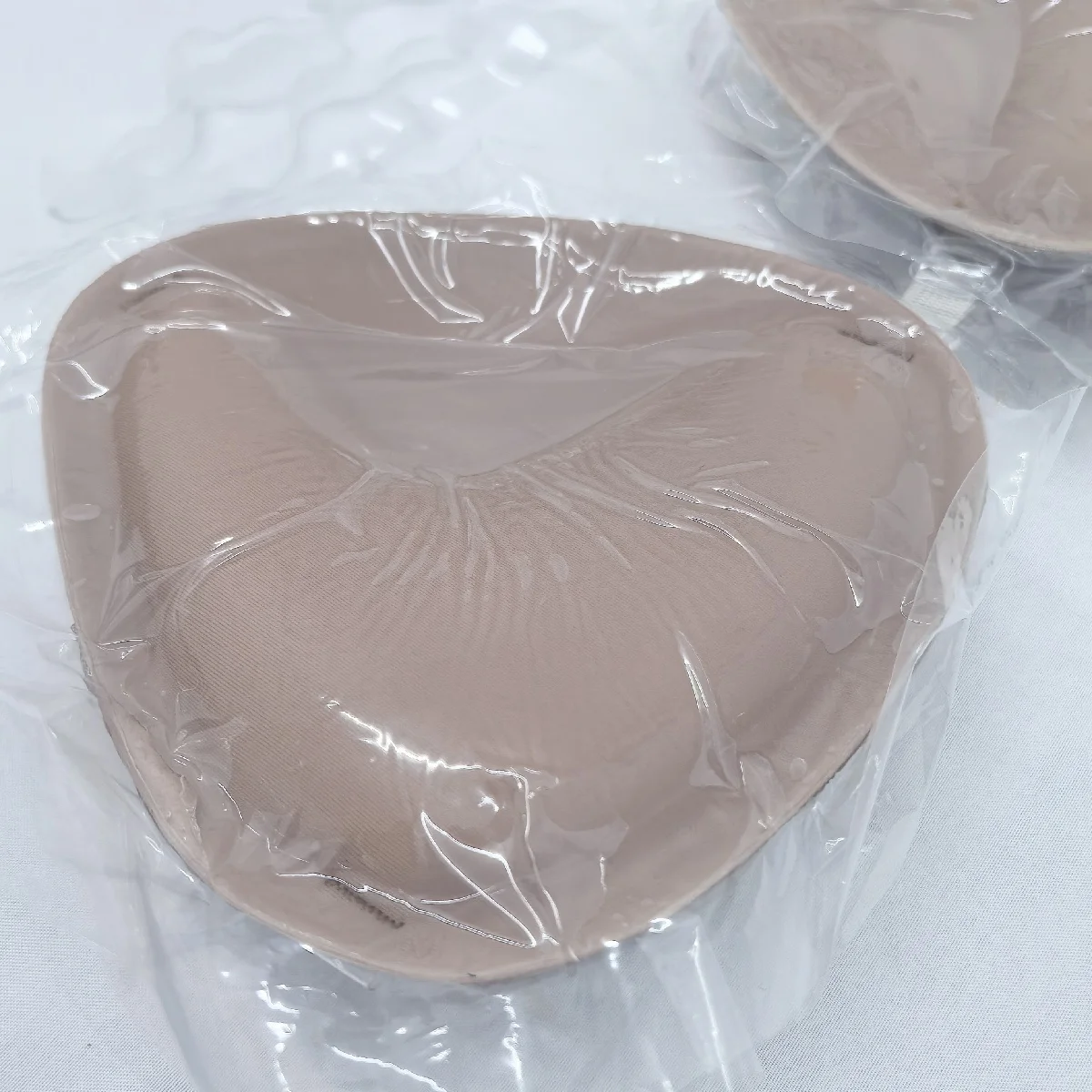 حمالة صدر لاصقة على الوجهين حمالة صدر مريحة وناعمة تغطية كاملة حمالة صدر إدراج فوري رفع وسادات رفع الثدي القابلة لإعادة الاستخدام #1