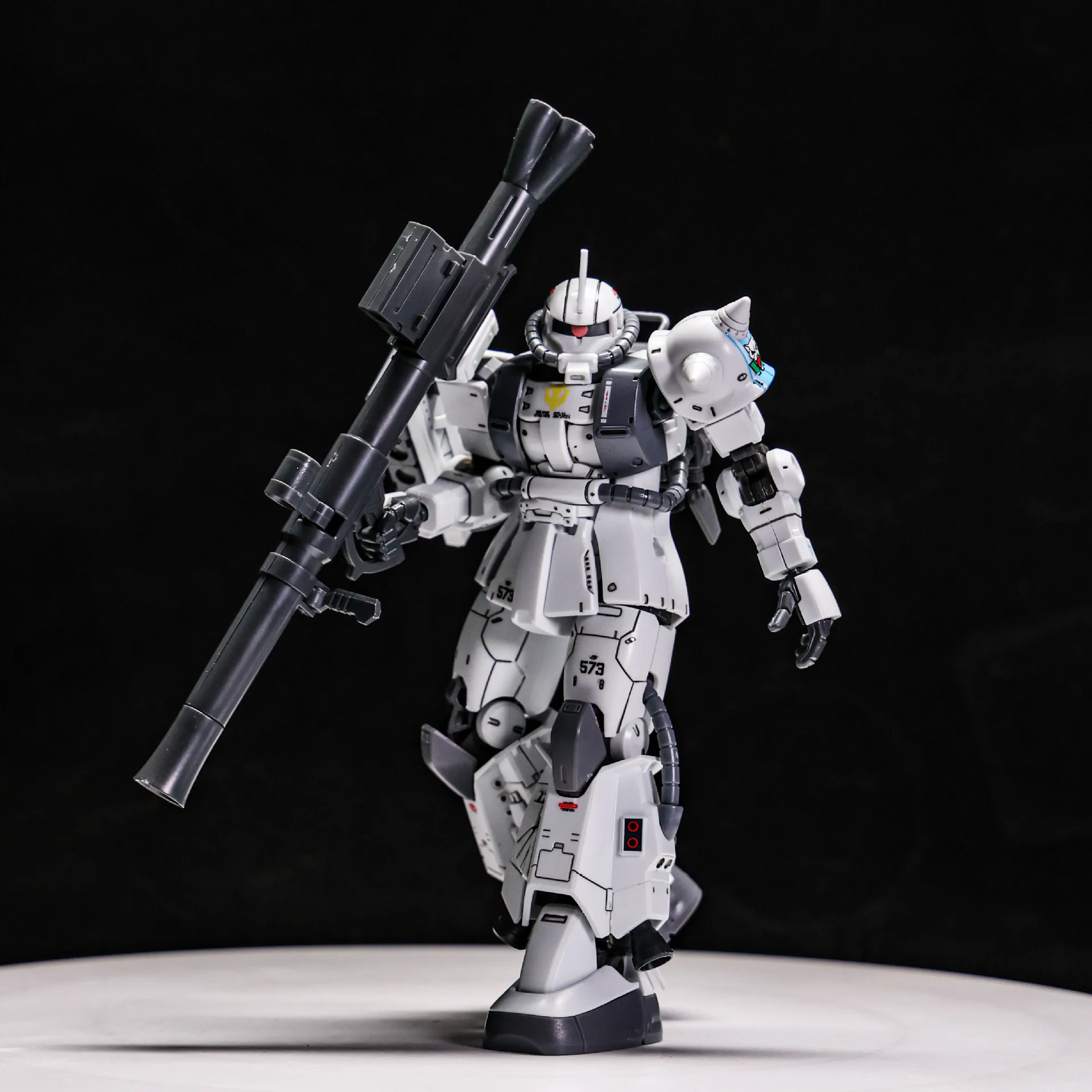 Xingdong Hg 1/144 Assembly Model Kit White Wolf Ms-06r-1a Zaku Collection Action Robot Mecha Plastic Model Children'S Toys Gifts