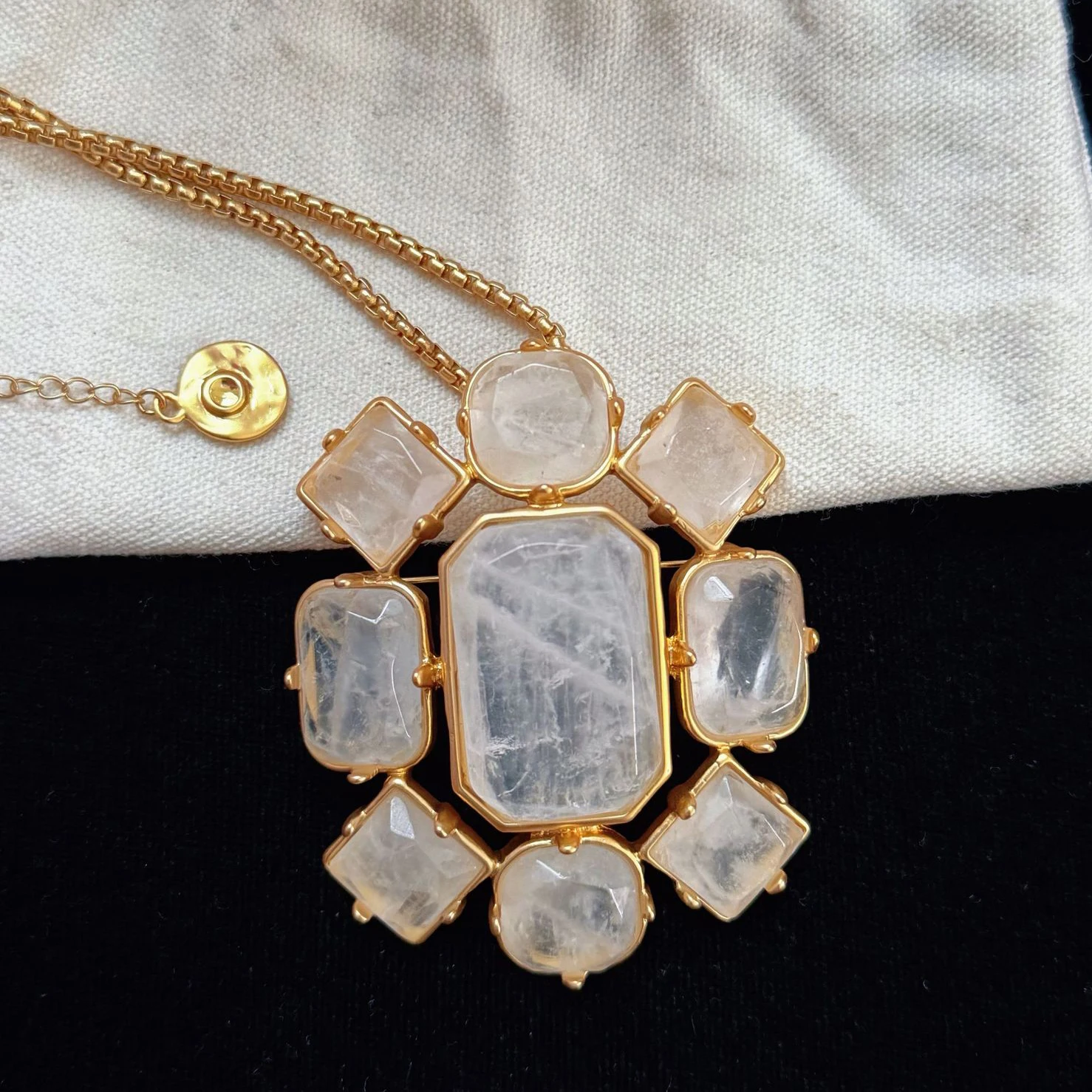 2026 Europe Designer Natural Crystal Geometric Necklace Brooch Women Top Quality Luxury Jewelry Trend