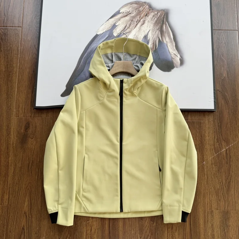 

Высококачественная ветровка с капюшоном — водонепроницаемая ветрозащитная куртка для мужчин и женщин для кемпинга и пешего туризма.