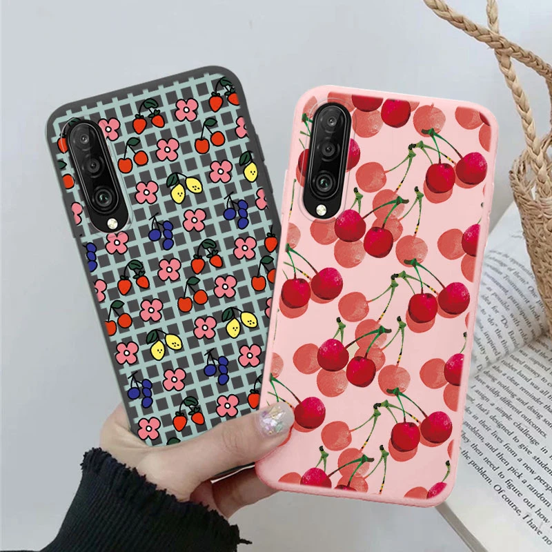 สําหรับHonor 9C Y7P Huawei Y6 Y6S Y9 Y7 Prime 8A 9 Plus P40 Lite E P30 Pro Huawei Mate 20 Lite 20 เชอร์รี่สตรอเบอร์รี่สีชมพูโทรศัพท์กรณี