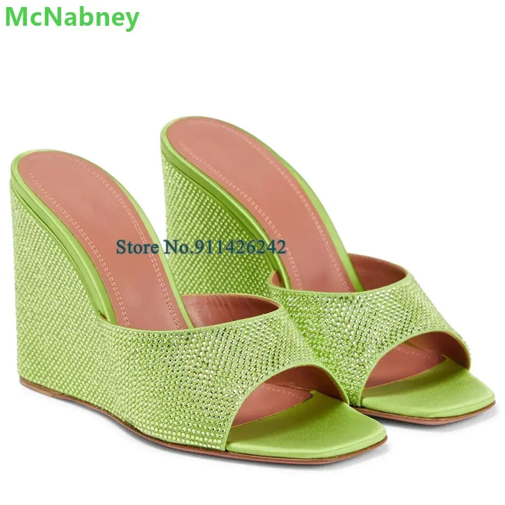 

Кристаллические тапочки на танкетке с квадратным носком, однотонные неглубокие туфли-мулы, ручная работа, блестящая милая модная уличная вечеринка, взлетно-посадочная полоса, одежда для ног на высоком каблуке