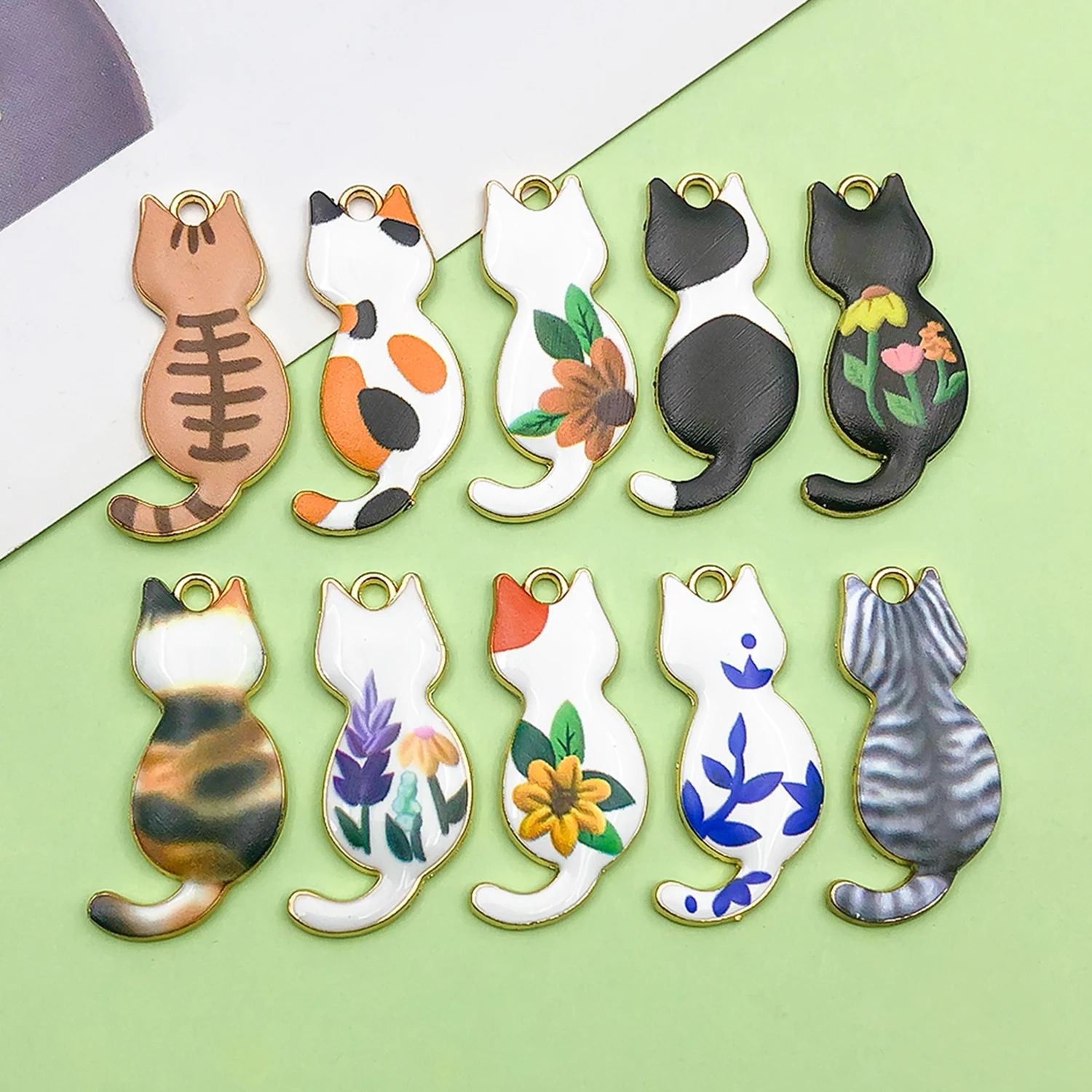 10pcs 17*30mm Enamel Cute Printed Cat Charms Alloy Animal Pendants for DIY Bracelet Necklace Earrings Jewelry Making Accessories