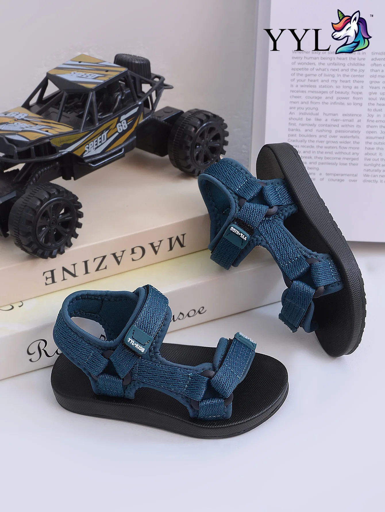 Boys Summer New Fashion Outdoor Non Slip Flat Kids Children Sandals Beach Solid Color Lightweight Versatile Sandals Comfortable
