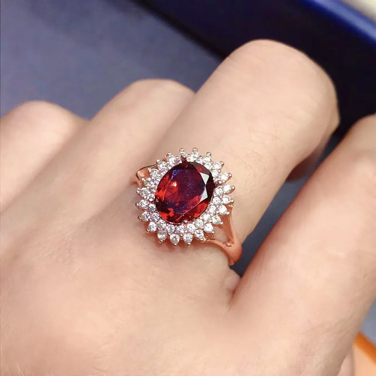 

Natural Garnet Silver Ring 7mm*9mm 2ct Silver Garnet Ring 2ct VVS Grade Solid 925 Silver Garnet Jewelry engagement ring