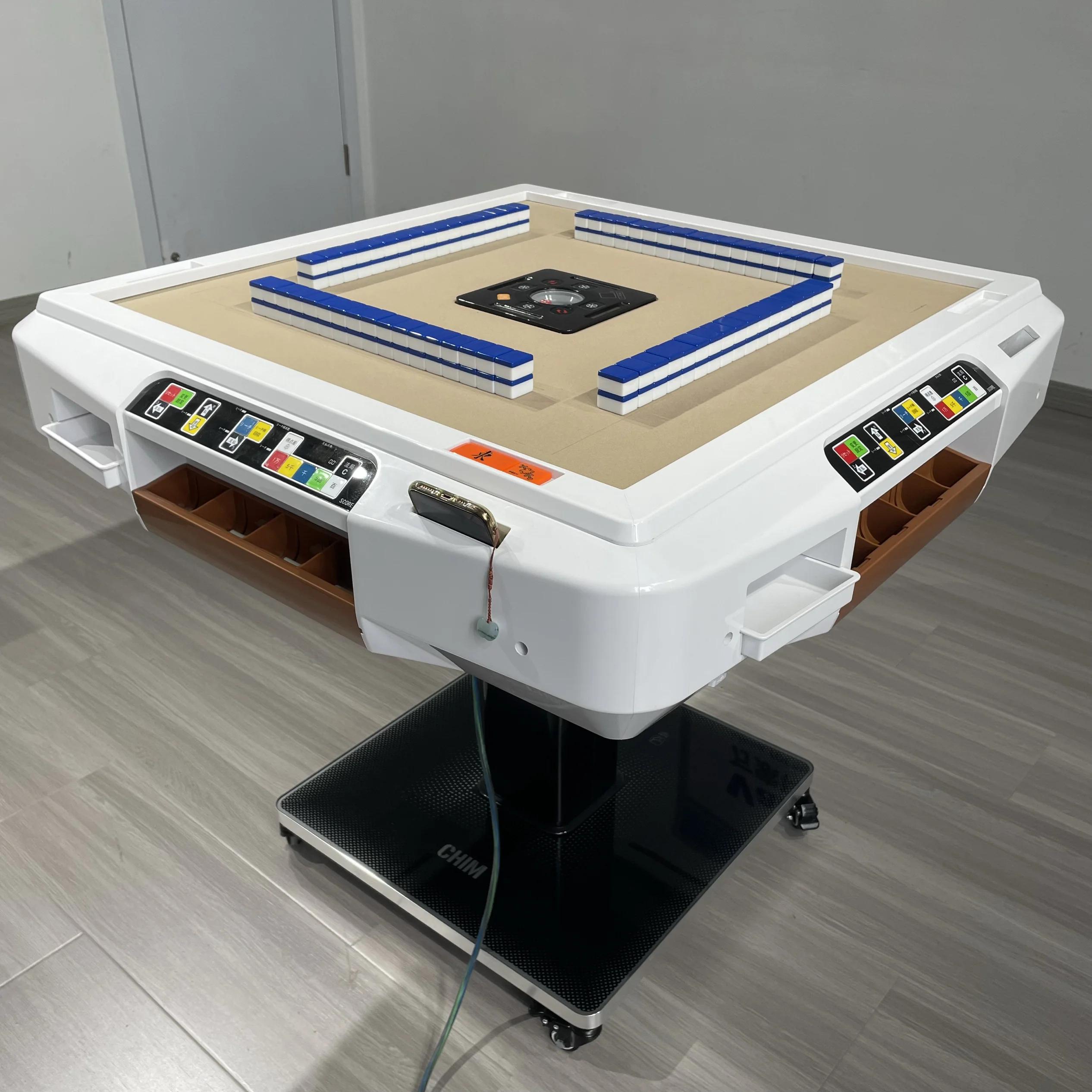 Wholesale Multi-Function Portable Four-Player Digital Keyboard Scoring Home Use Space-Saving Fully Automatic Mahjong Machine