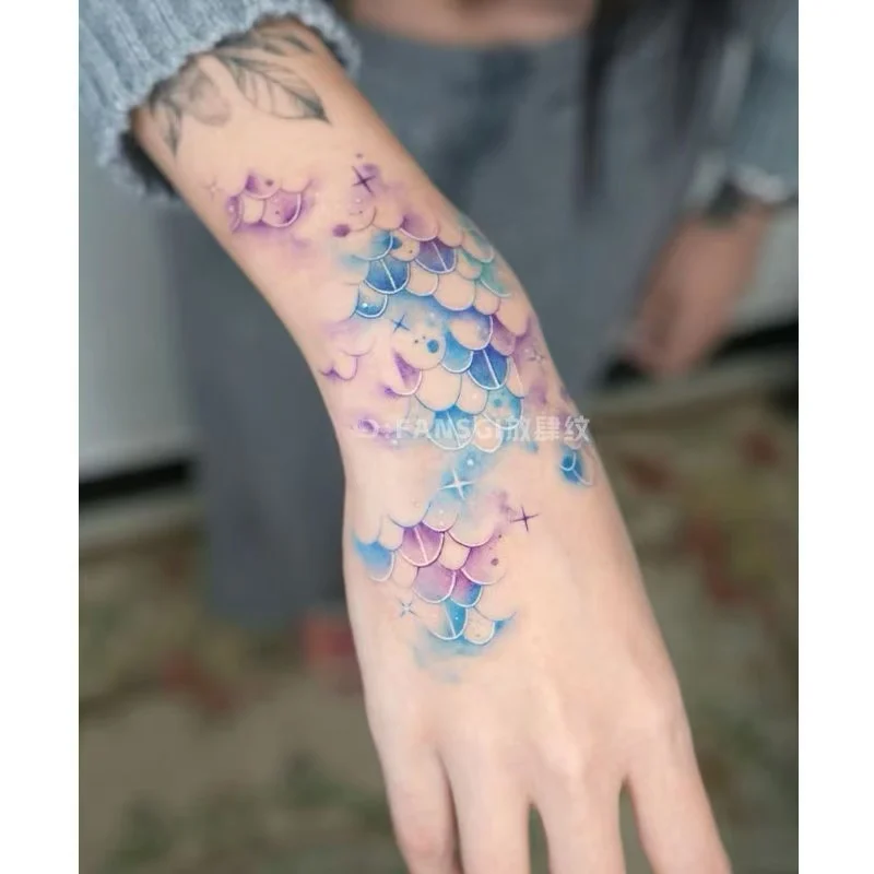 

Colorful Mermaid Scales Temporary Tattoo Sticker Female Waterproof Small Fresh Fashion Wrist Fake Tattoo Arm Personality Tattoo
