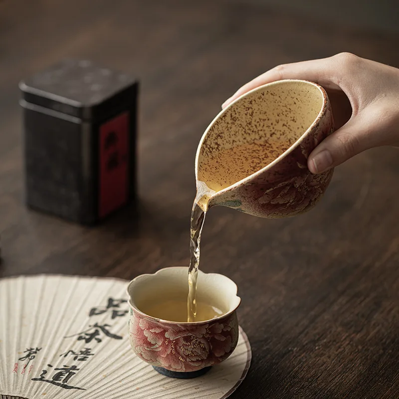 Chinese Vintage Ceramic TeaCup Handmade Single Tea Cup Household Master Mugs Kung Fu Tea Set Teaware Teacup Ceremony Decoration