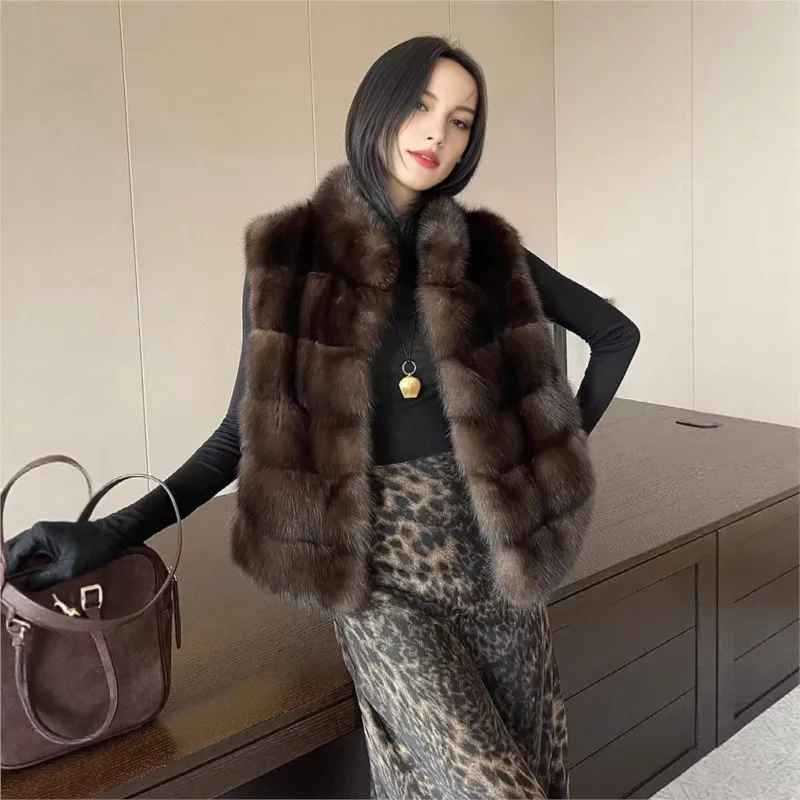 The new purple fur coat is a fashionable thickened vest and leather overcoat for women
