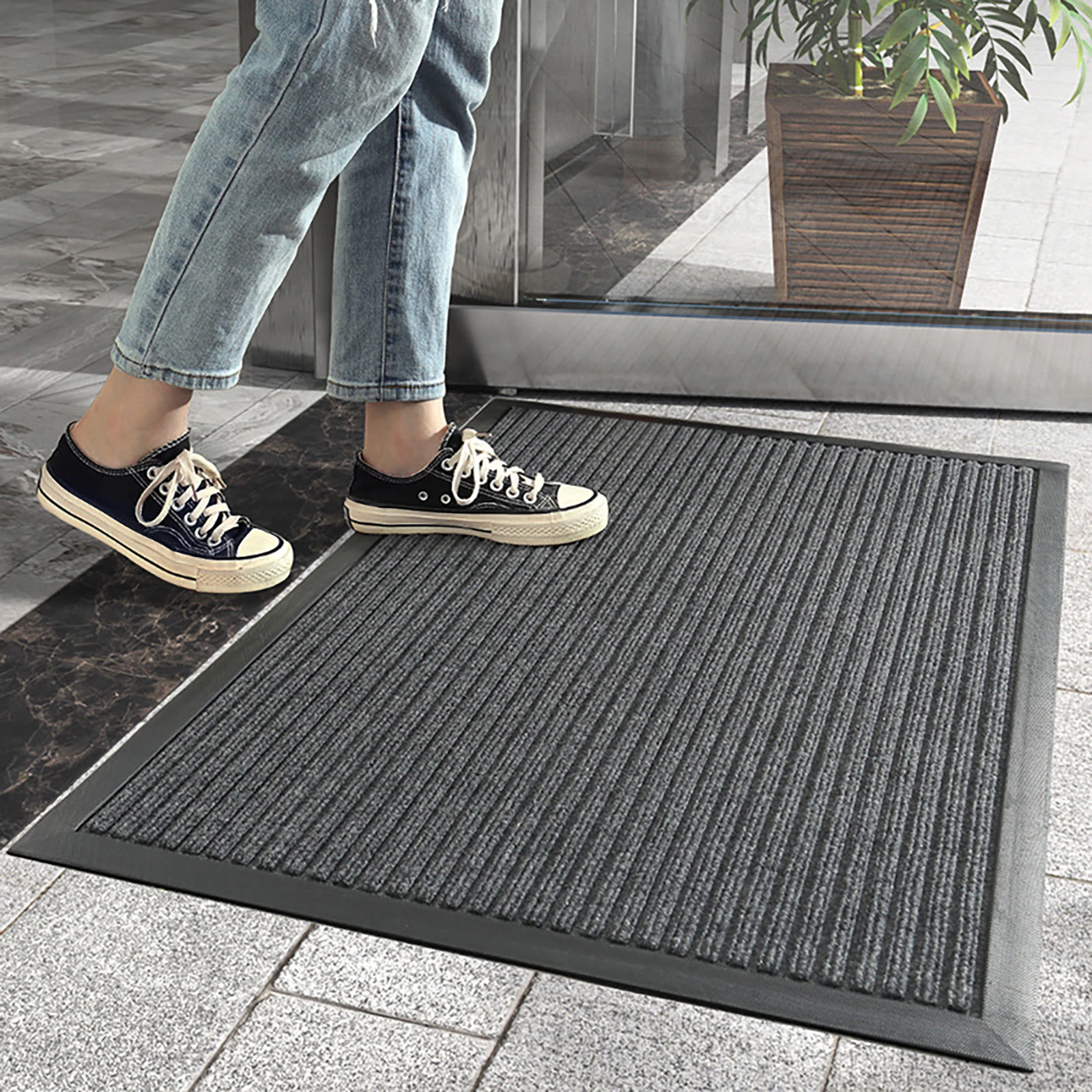 Front Door Mats Welcome Mat Waterproof Anti-Slip Durable Rubber Doormat Low-Profile Design Floor Front Doormat Rugs For Entryway