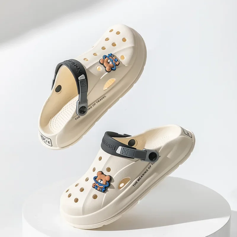 Dongdong Shoes Male Summer Outwear Cartoon Fashion Home Couple Anti slip Dongdong Sandals Baotou Slippers Female Student