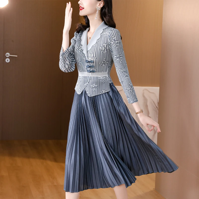 Spring Dress Women Fashion Pleated Print Stand Collar Single-Breasted Beaded Three-Quarter Length Sleeves Cardigan