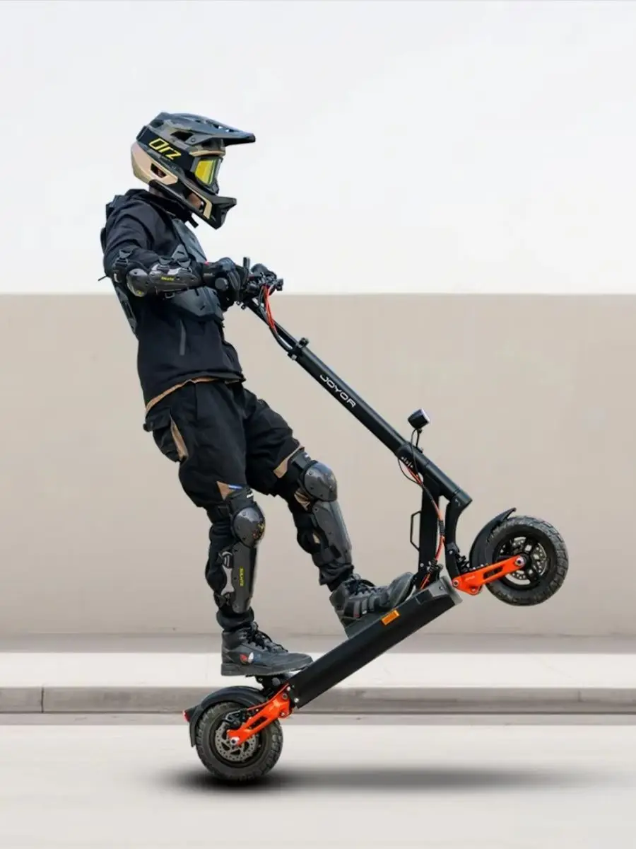 Deutscher Standard-Elektroroller JOYOR T6E PRO ABE-Zulassung 48V 26Ah 90km 148kg Traglast 10" Offroad-Reifen