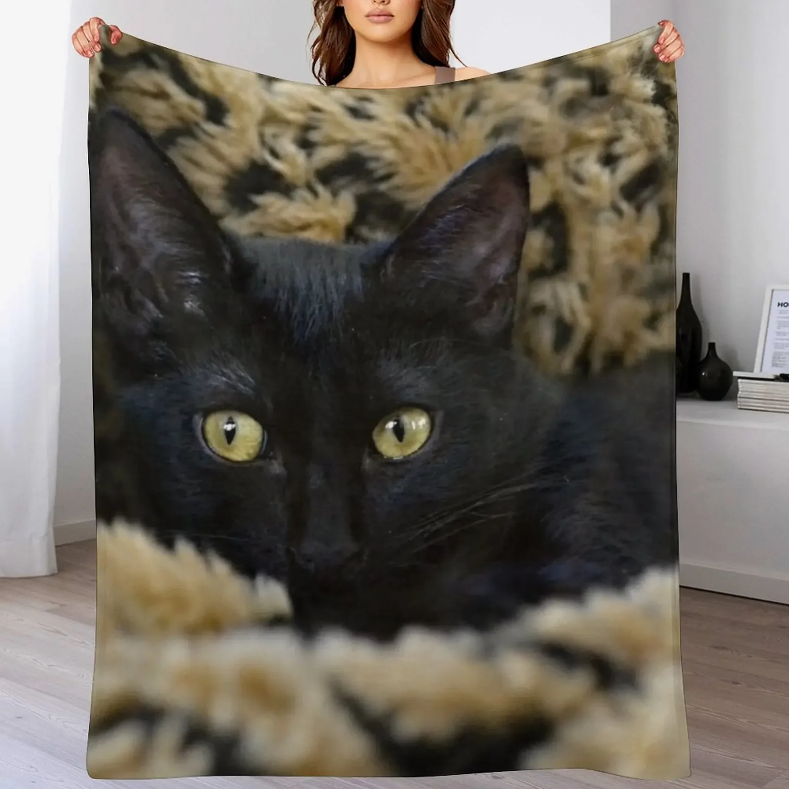 

Cozy Black Cat Throw Blanket Shaggy Furry Soft Blanket for Bedroom Living Room