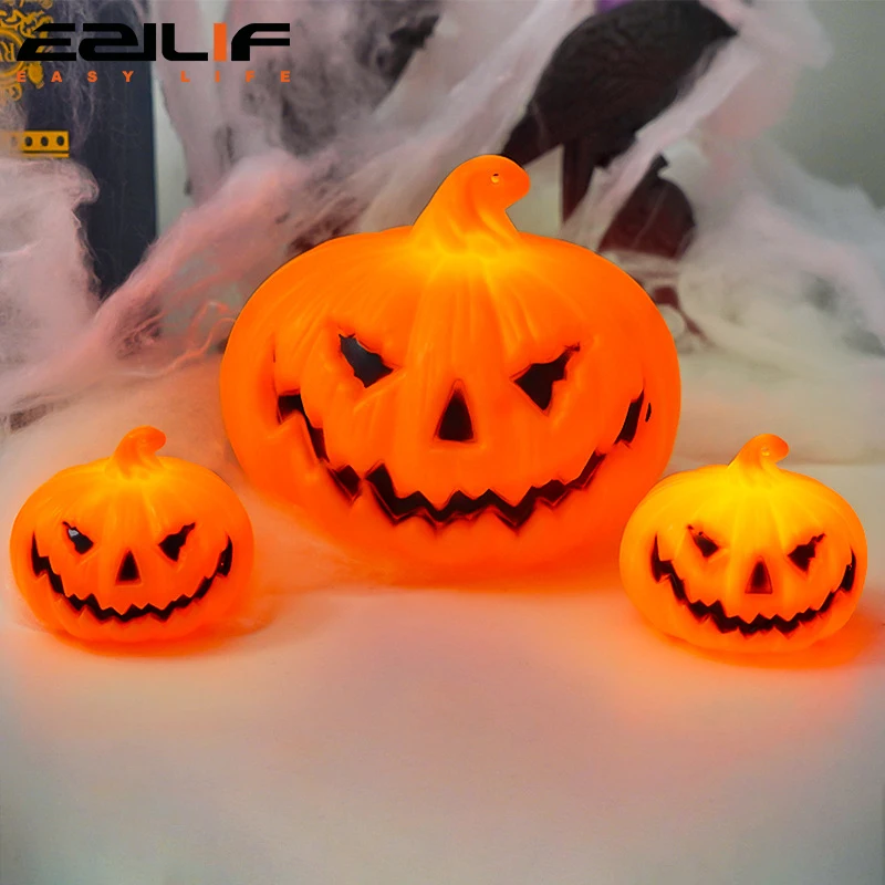 

Фонарь в виде тыквы на Хэллоуин