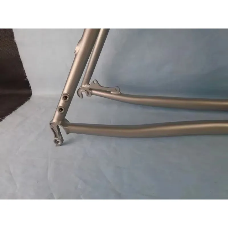 

Disc Brake 700C Cyclocross Titanium Frame with FlatTube