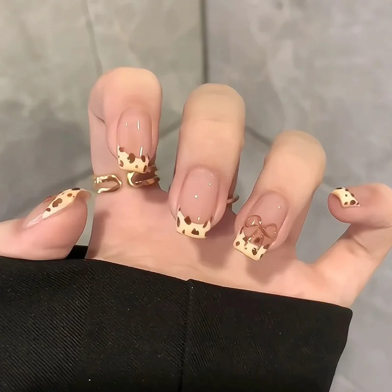 

24PCS Sweet Short Square Press on Nail Pink Gradient French with Cute Cat Leopard Print Fake Nails for Girls False Nail Finished