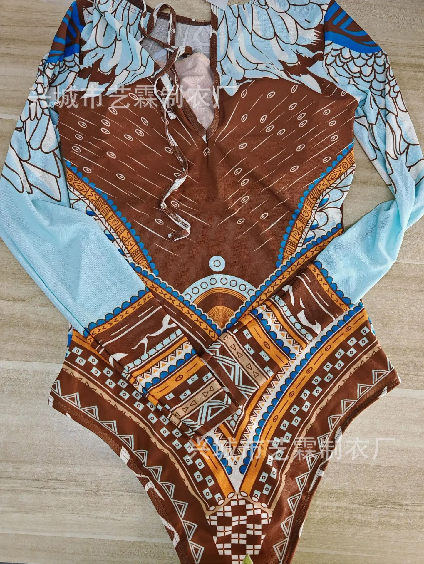 New Women's Fashionable and Sexy Printed Long Sleeved Swimsuit with Cup Cover Sun Protection Mesh Fabric One-piece Swimsuit image 6