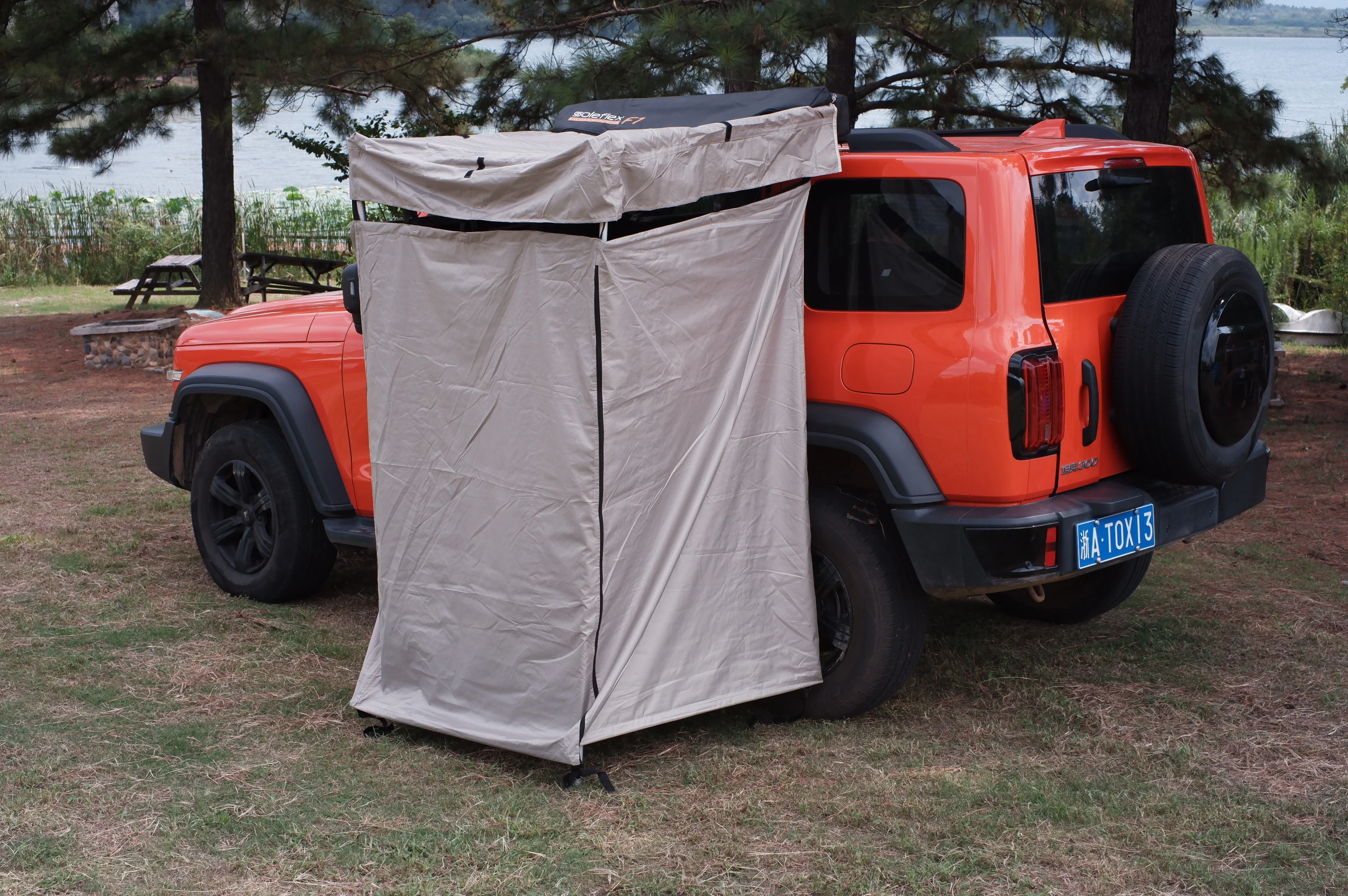 Waterproof with Tent Roof, Car Side Shower Tent, Outdoor Bathtub, Toilet Tent, Shower Tent, Camping Vehicle - view 5