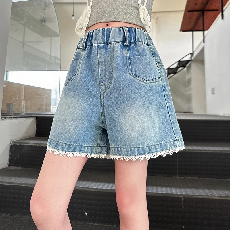 الفتيات الصيف الدانتيل السراويل الزخرفية رقيقة 2025 موضة جديدة الدنيم السراويل الساخنة السراويل الرياضية غير رسمية مناسبة ل 5-15 سنة