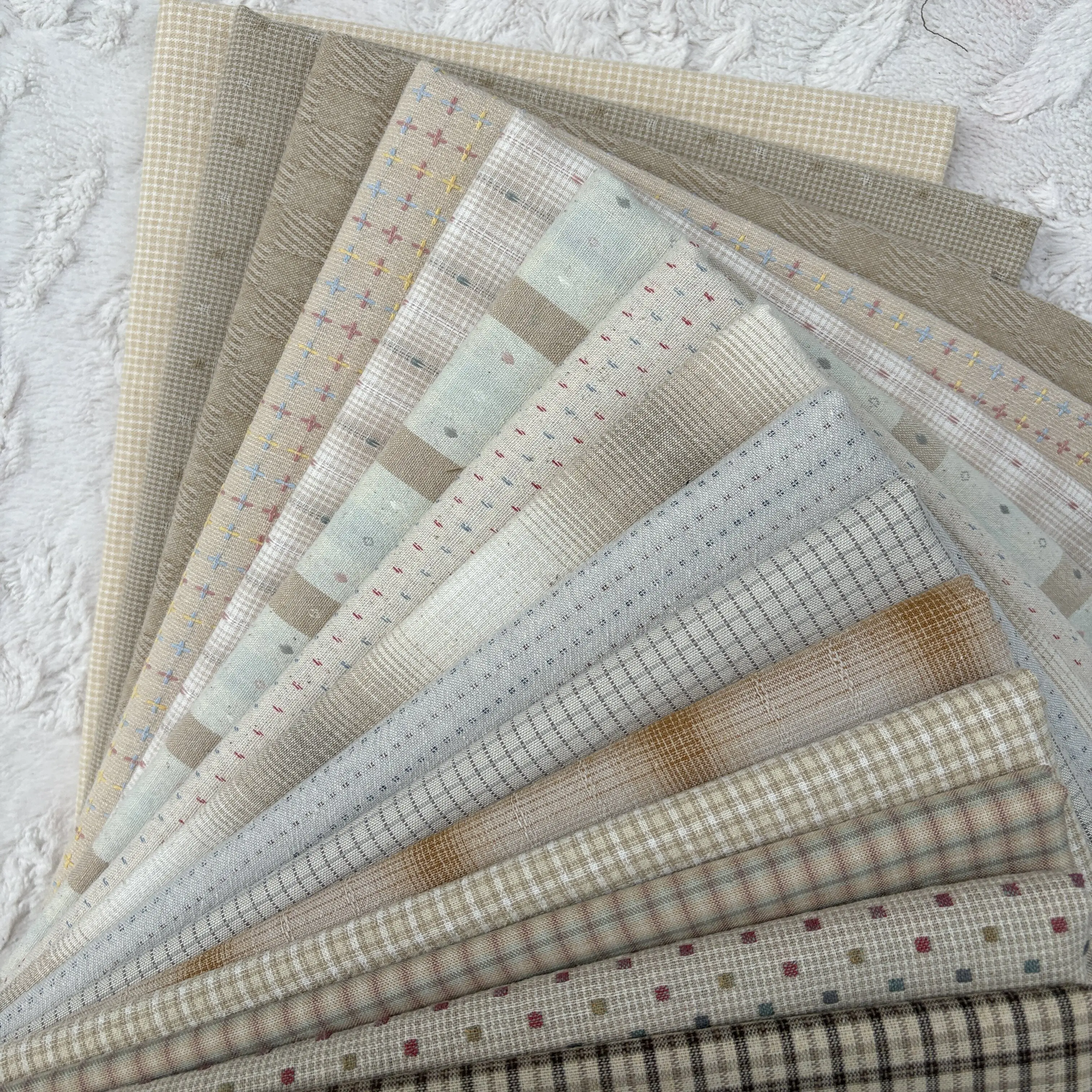15pc23*33cm Japanese Yarn Dyed Cotton Fabric Patchwork Purse Bag Doll Quilting Craft Material Scrapbooking Sewing Cloth bundle