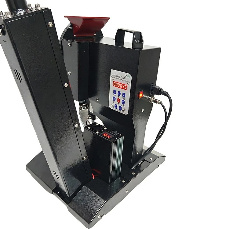 Advertising inkjet photo cloth automatic buckle machine automatic buckle light box knife scraper paper bag buttonhole machine