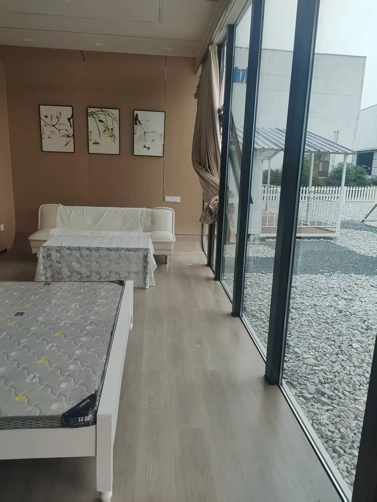 Double-Layer Apple-Inspired Prefabricated Container House Feature Factory Office Cabin House(Please Inquiry Shipping fee