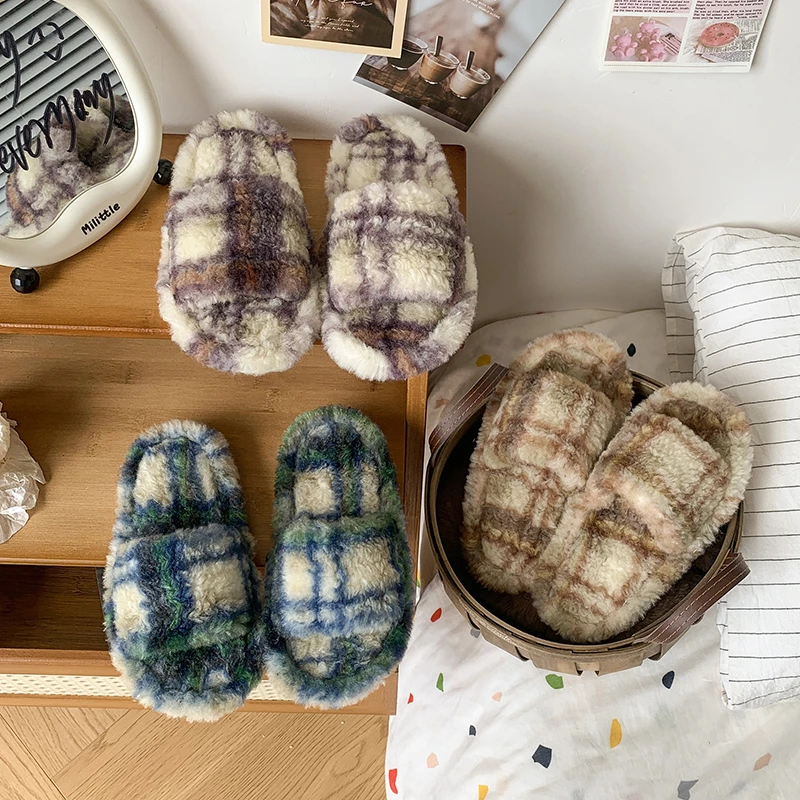 

2025 зимние новые детские повседневные хлопковые тапочки для девочек, модная нескользящая универсальная теплая обувь на мягкой подошве в корейском стиле